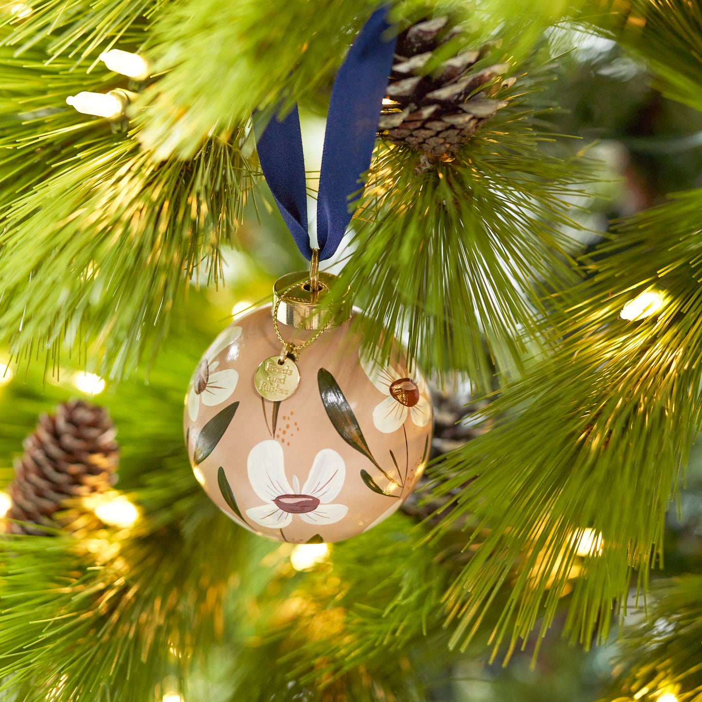 The First Noel Beige Reeds and Rushes